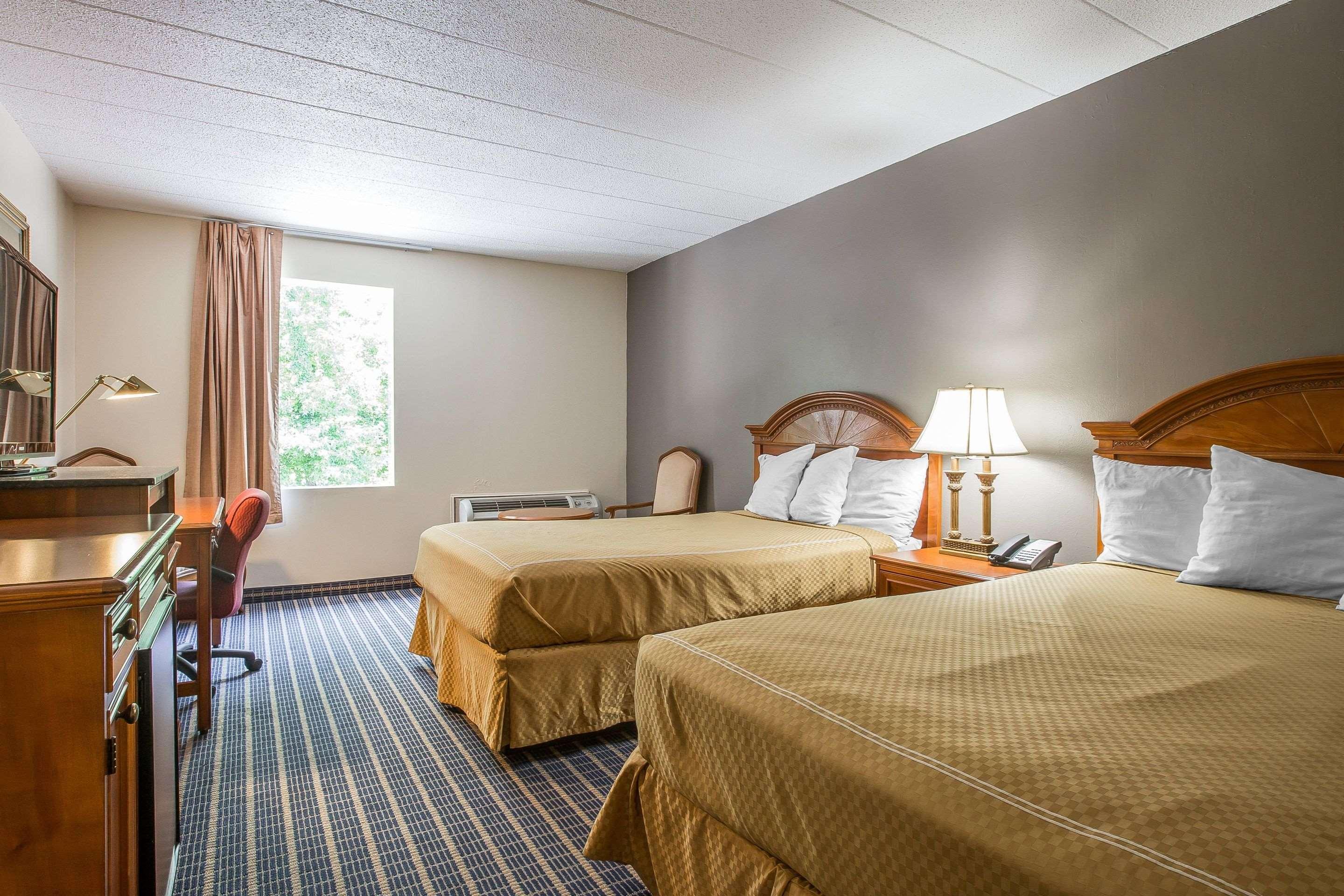 Rodeway Inn Anderson Esterno foto